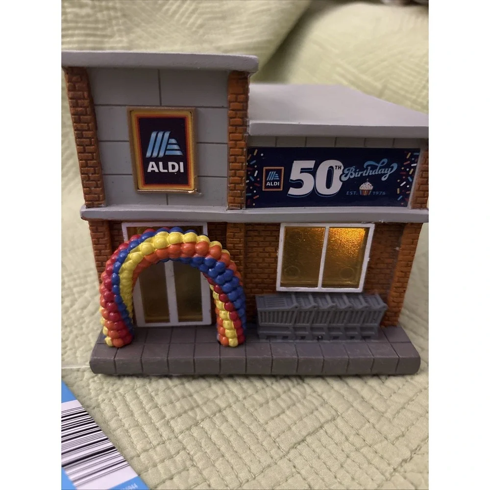 Aldi 50th Birthday Store Light Up! NEW Limited Edition Ballon Arch Logo
